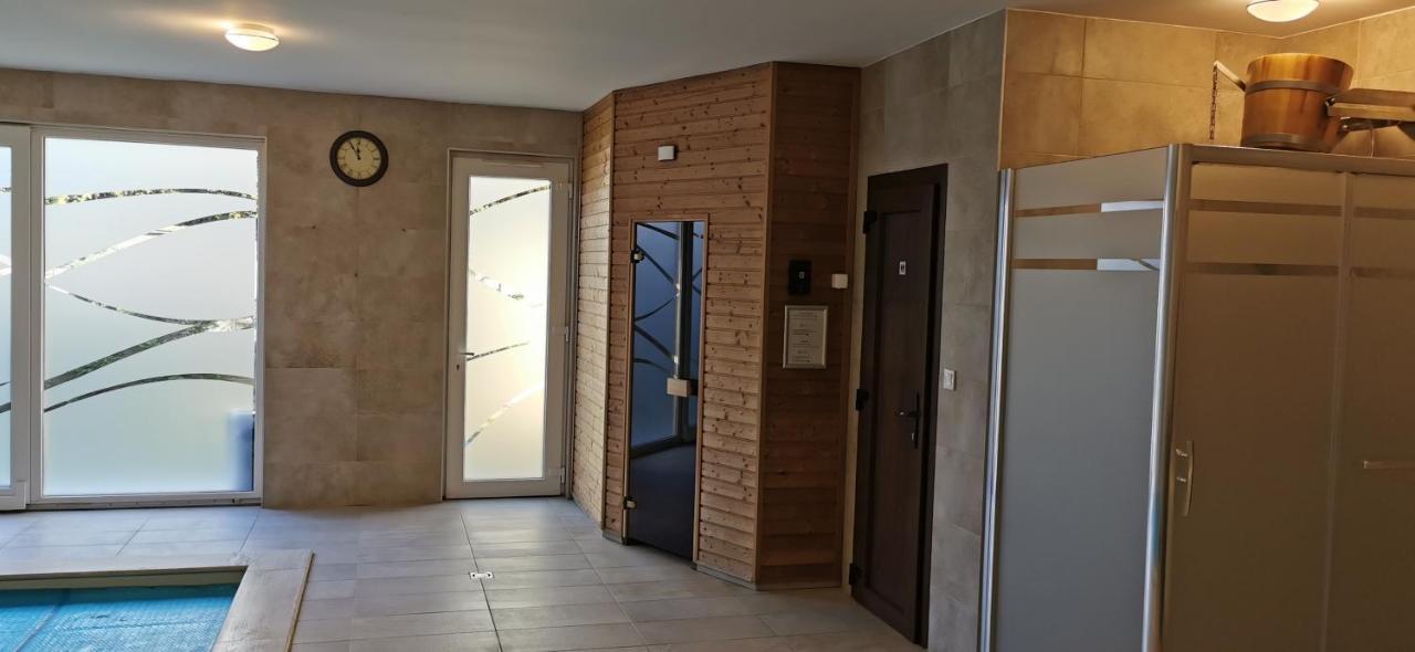 Balaton&Center Wellness Apartman Siófok Exterior foto