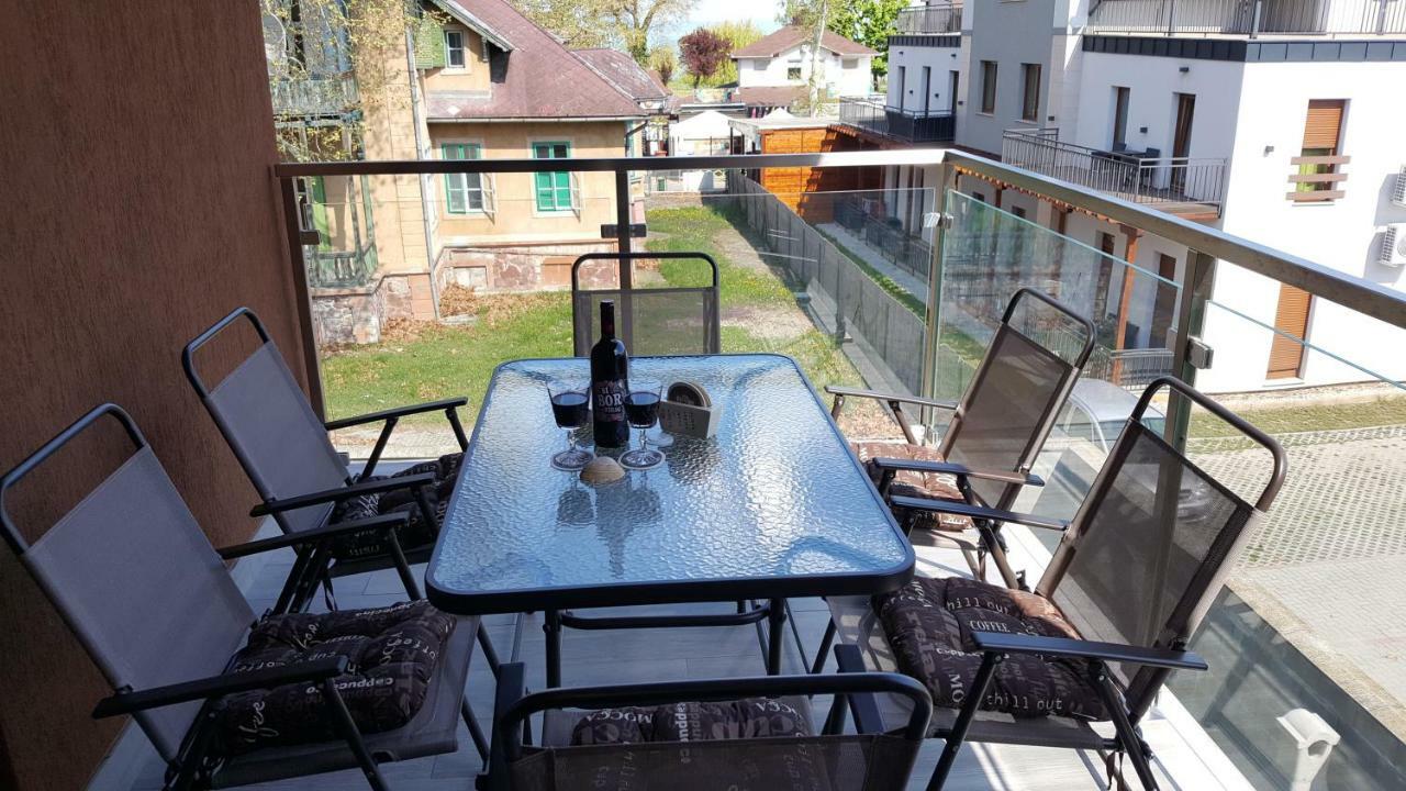Balaton&Center Wellness Apartman Siófok Exterior foto
